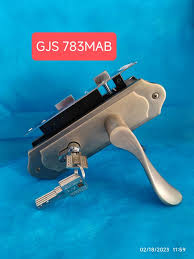 Chrome handle lockset